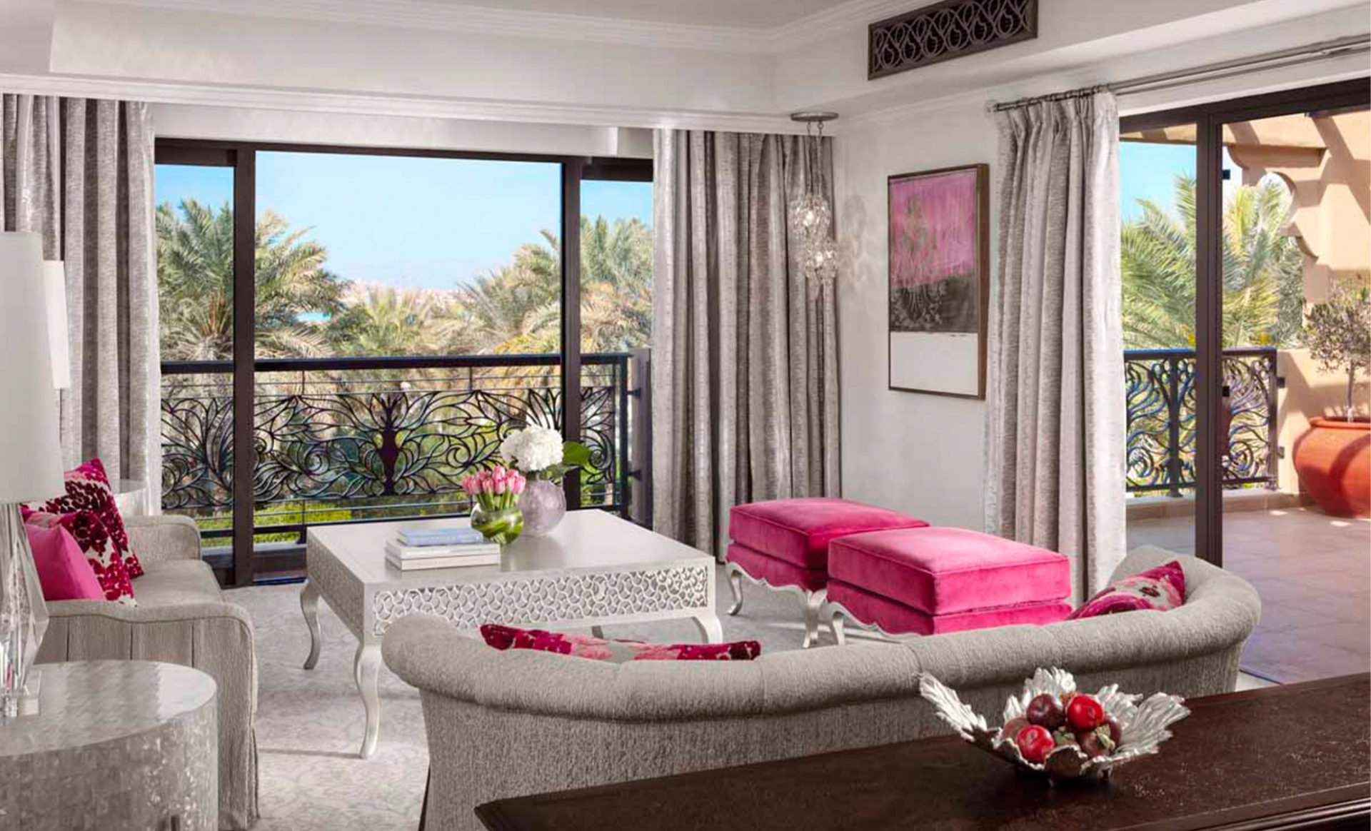 Arabian-Court-one-and-only-dubai-living-room