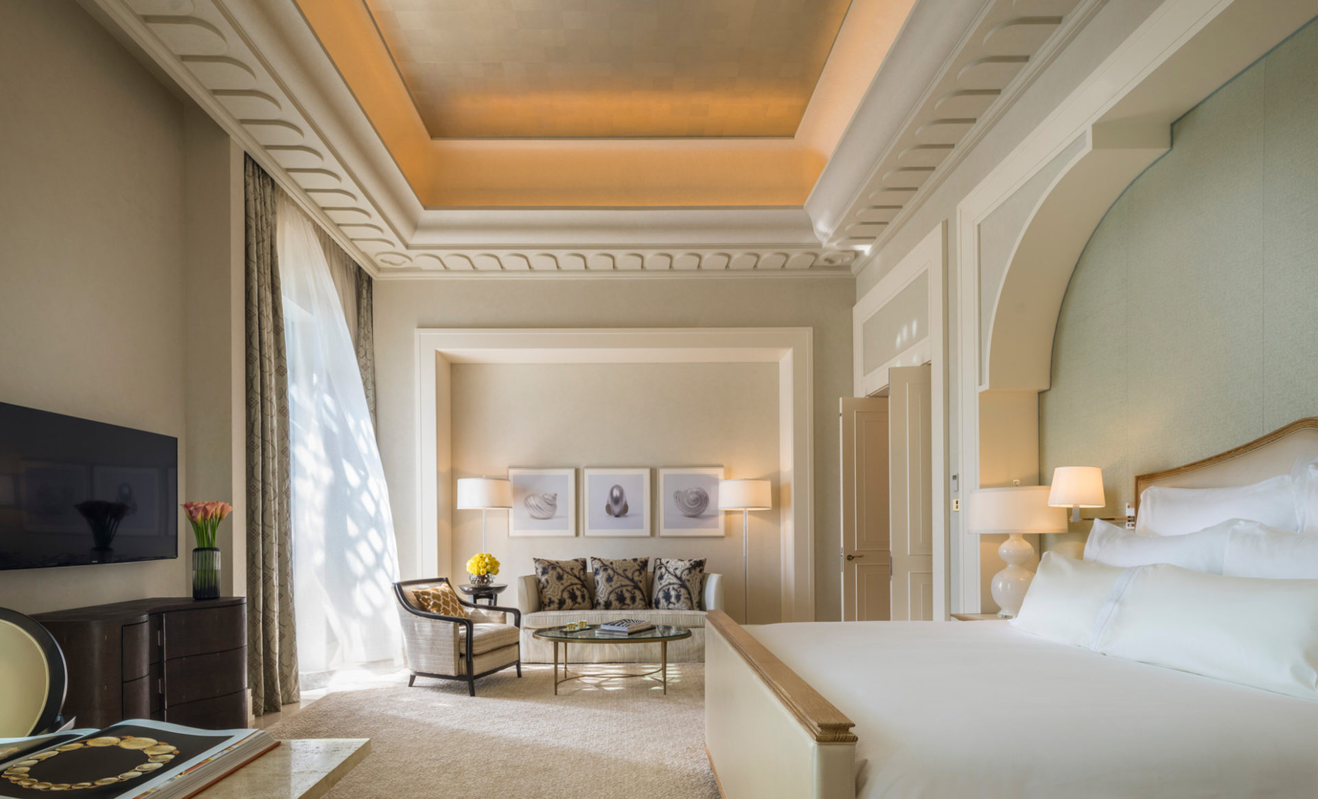 Four-Seasons-Resort-Dubai-at-Jumeirah-Beach-Presidential-Suite---Bedroom