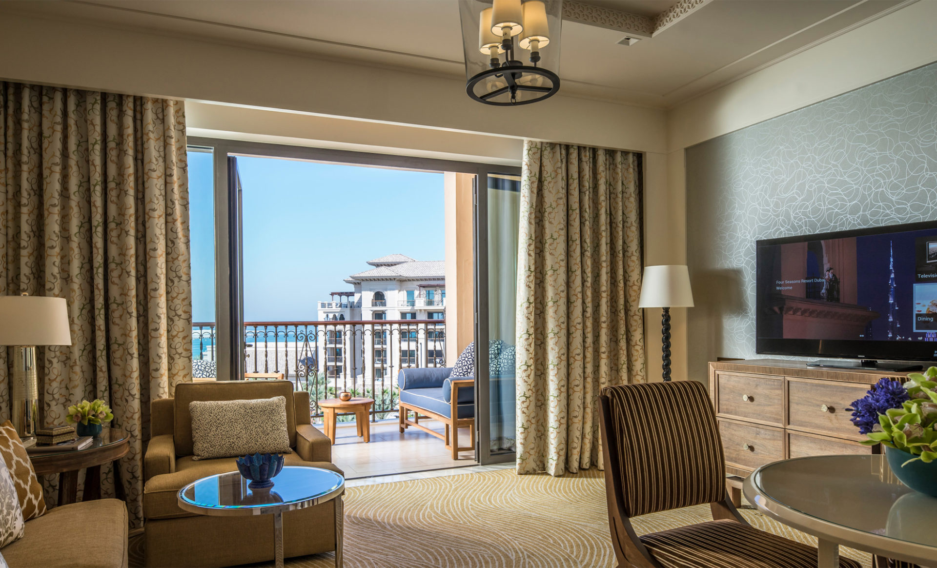 Four-Seasons-Resort-Dubai-at-Jumeirah-Beach-Sea-View-Suite---Living-Room-