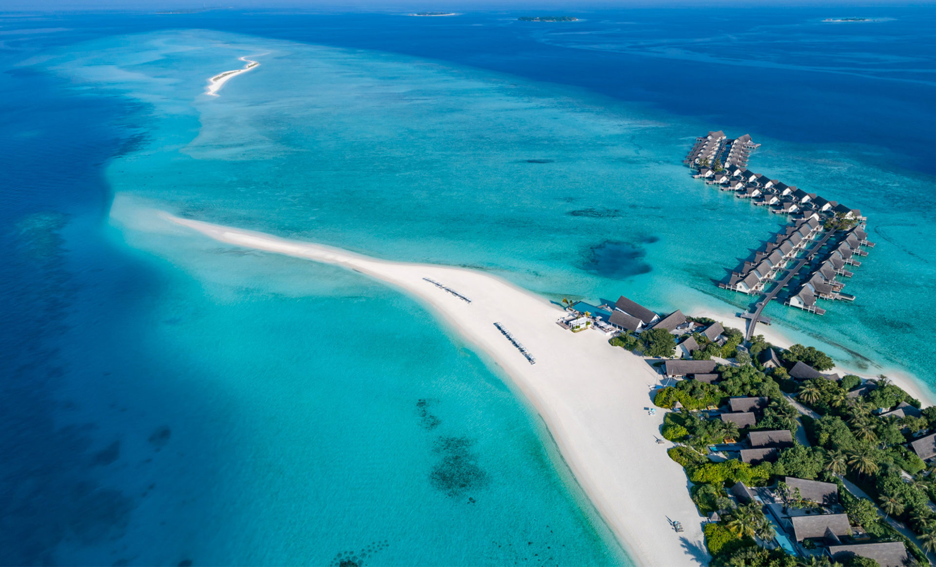 Maldives-at-LANDAA-GIRAAVARU-arial