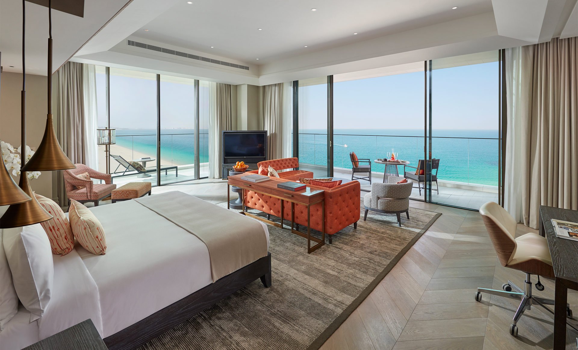 Mandarin-Oriental-Jumeira--Dubai-Sea-Front-Suite