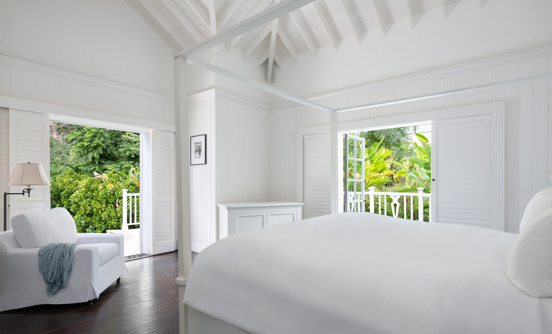 SUGAR-BEACH--St-Lucia-bedroom