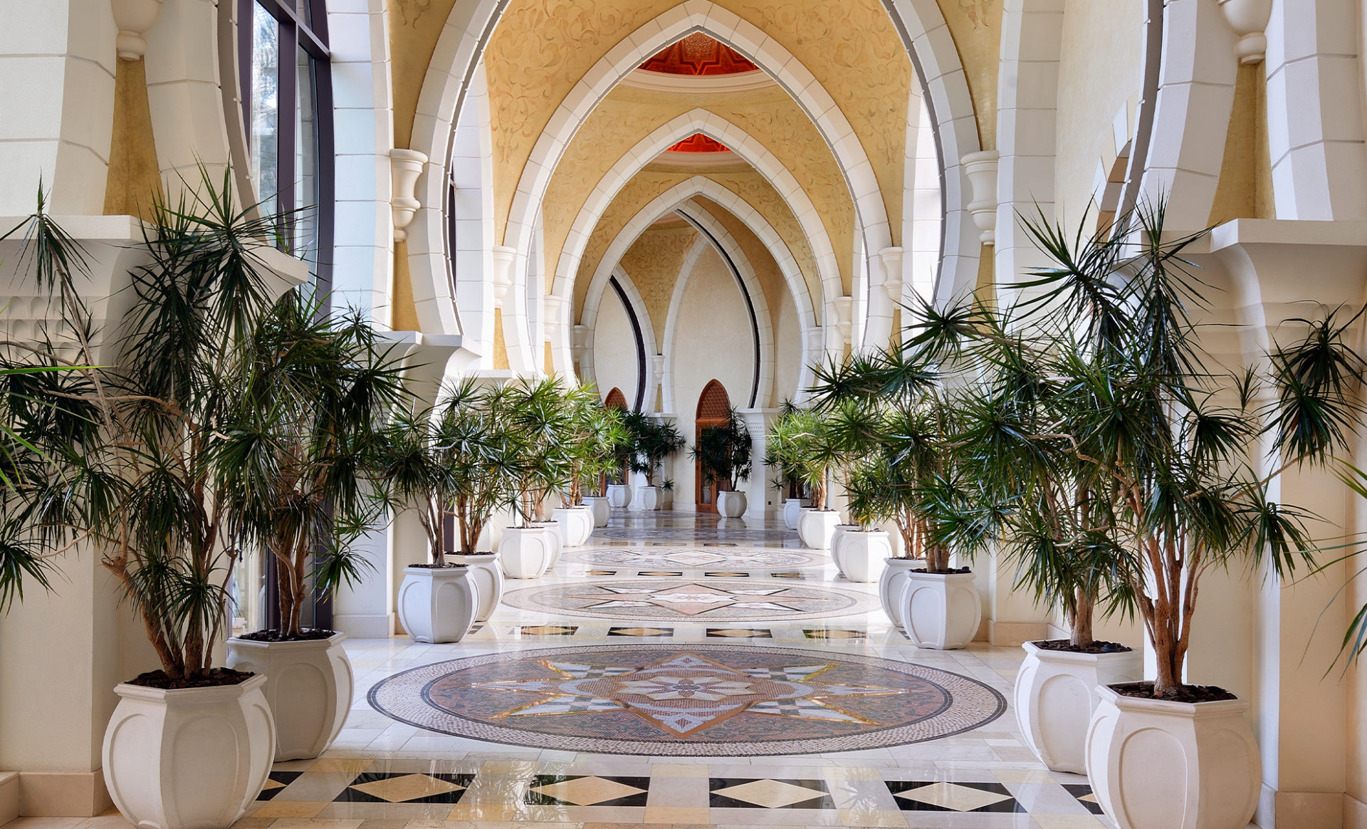 Arabian-Court-one-and-only-Dubai-hallway