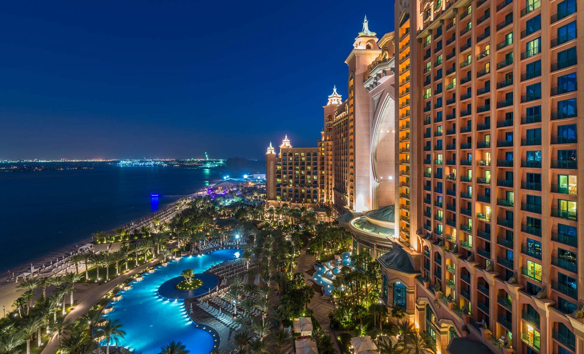Dubai Luxury Hotels | The Art of Mike Mignola