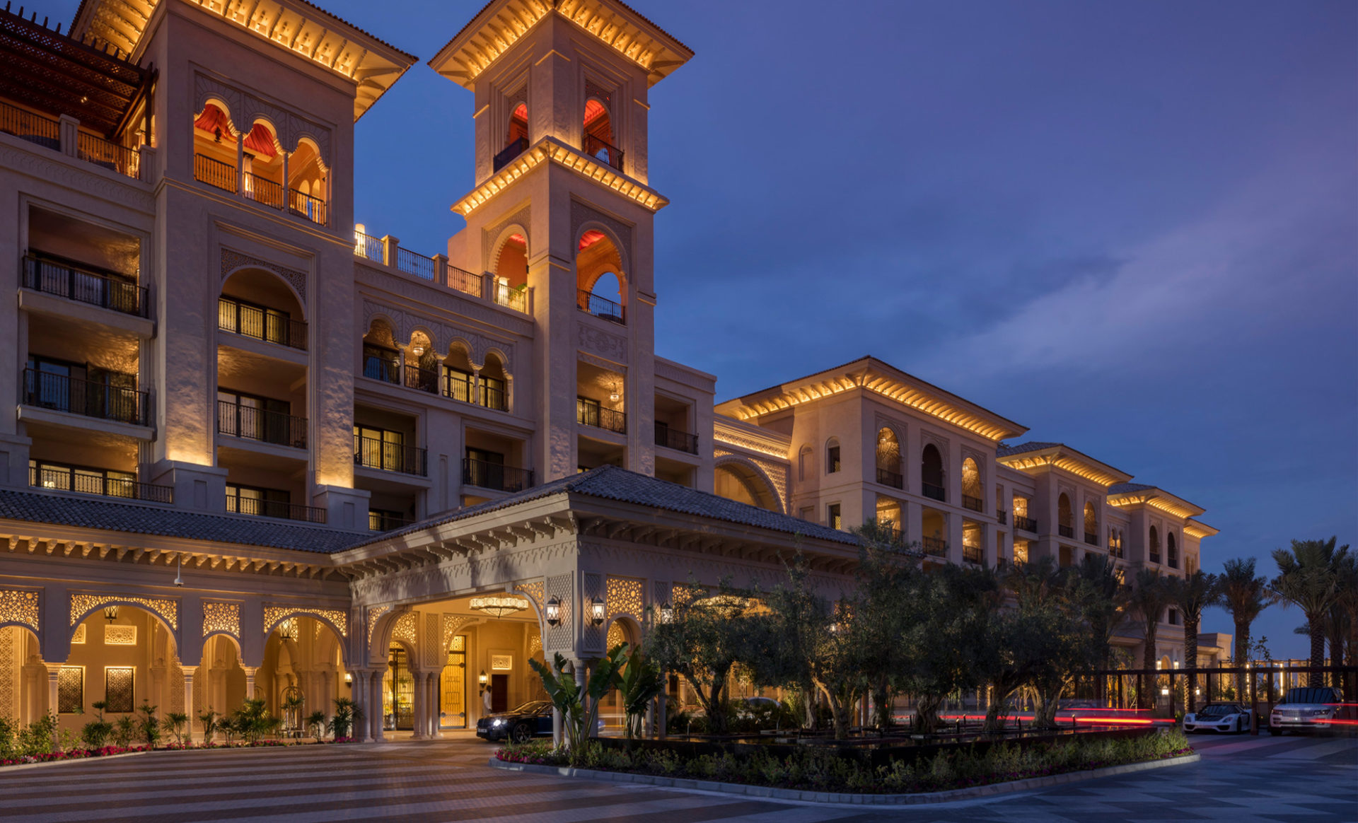 Four-Seasons-Resort-Dubai-at-Jumeirah-Beach-exterior
