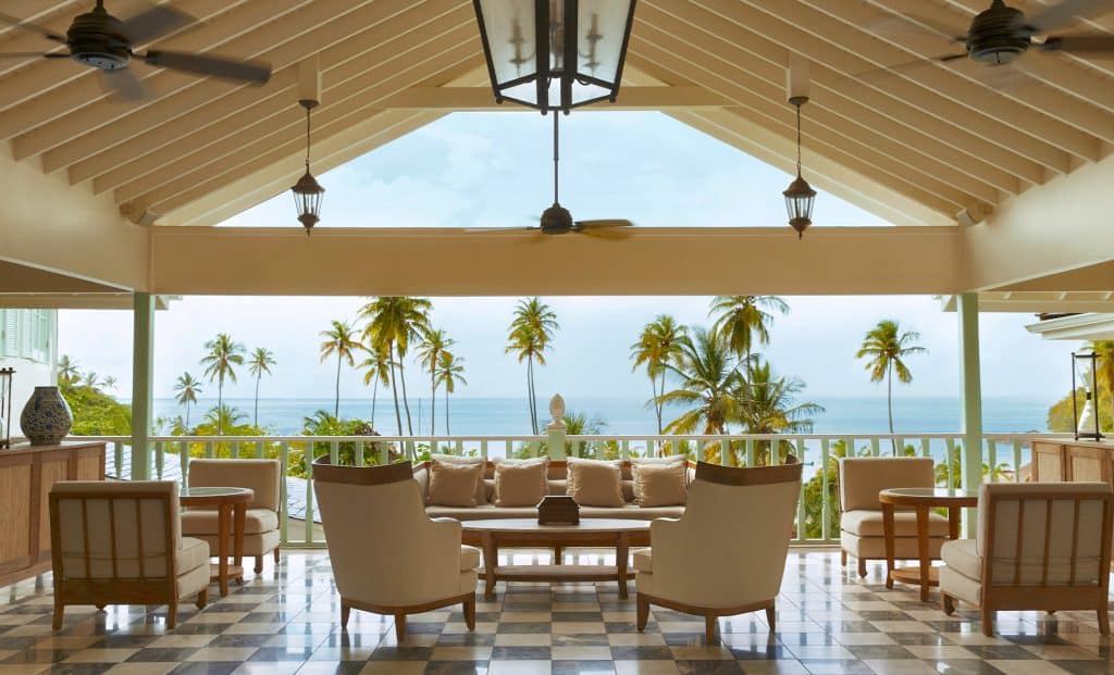 SUGAR-BEACH--St-Lucia-Palm-Court-Lounge